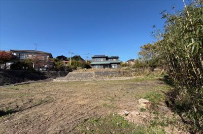 海徒歩1分。暮らしやすさが整う好立地